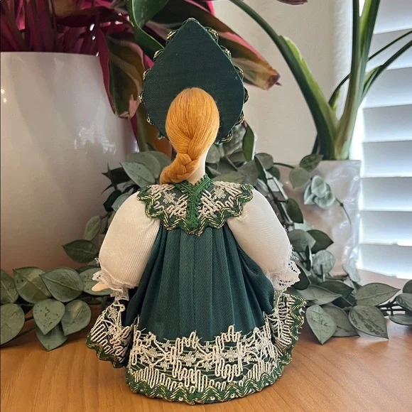 Russian Porcelain Doll EUC - Picture 4 of 11